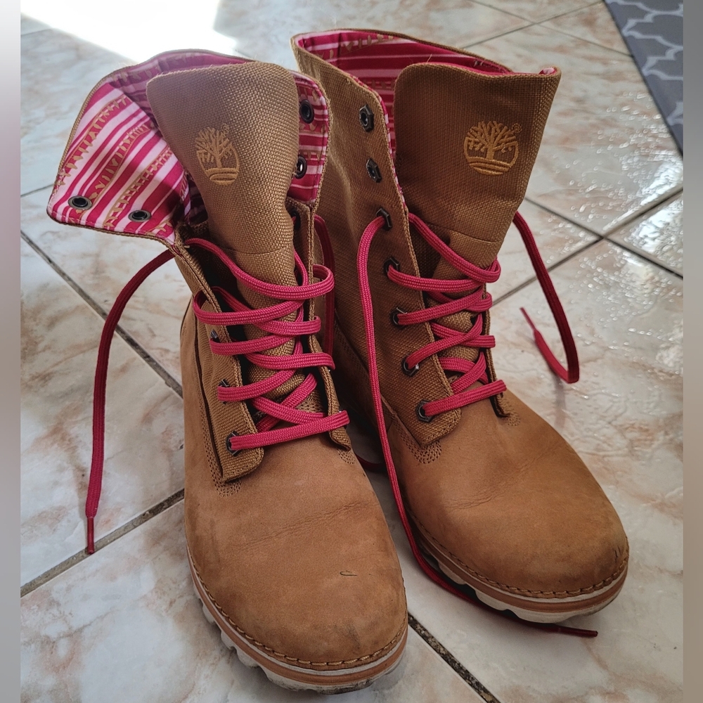 Authentic Timberland Earthkeepers, Tan, Brkton rolltop Size 7.5 women's boot